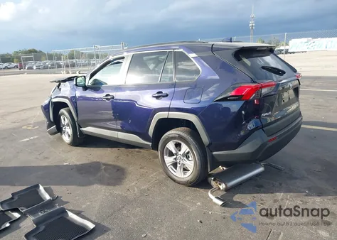 2025 Toyota Rav4 Xle z USA, uszkodzony, nr VIN 2T3W1RFV2SW435535